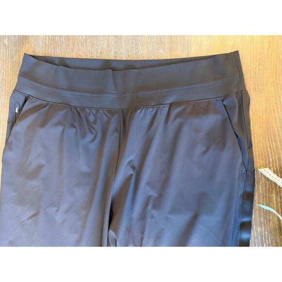 ATHLETA Brown Cropped Jogger Athleisure Workout Pant Women size 18 - Picture 3 of 7